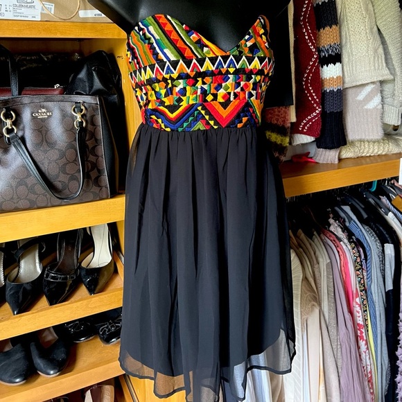 ⭐️BOGO FREE⭐️ NWT GLAMOROUS Strapless Dress - Picture 13 of 13